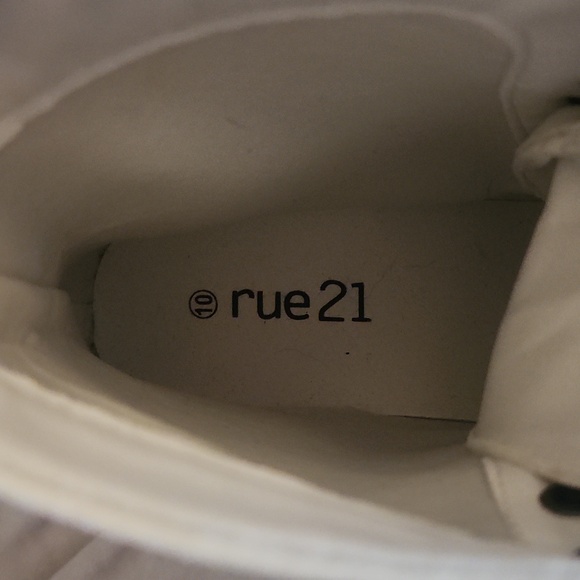 Rue21 White Combat Moto Boots - Picture 4 of 4